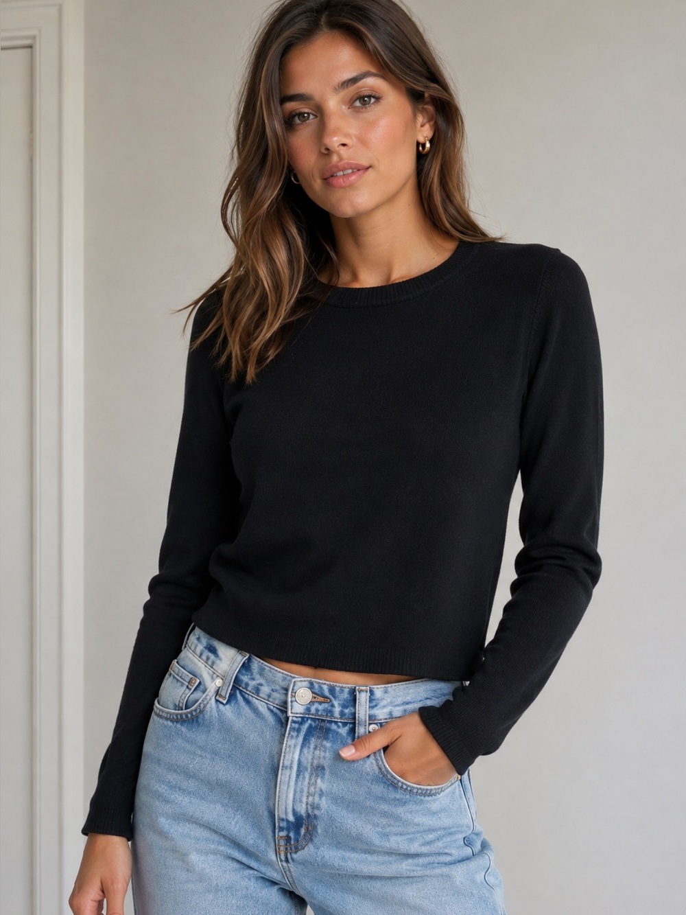 Zara Black Long-Sleeve Crewneck Sweatshirt